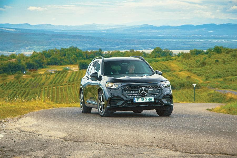 بررسی مرسدس GLB 350 4Matic؛ برادر کوچک‌تر و نه چندان ارزان‌تر از GLC 300