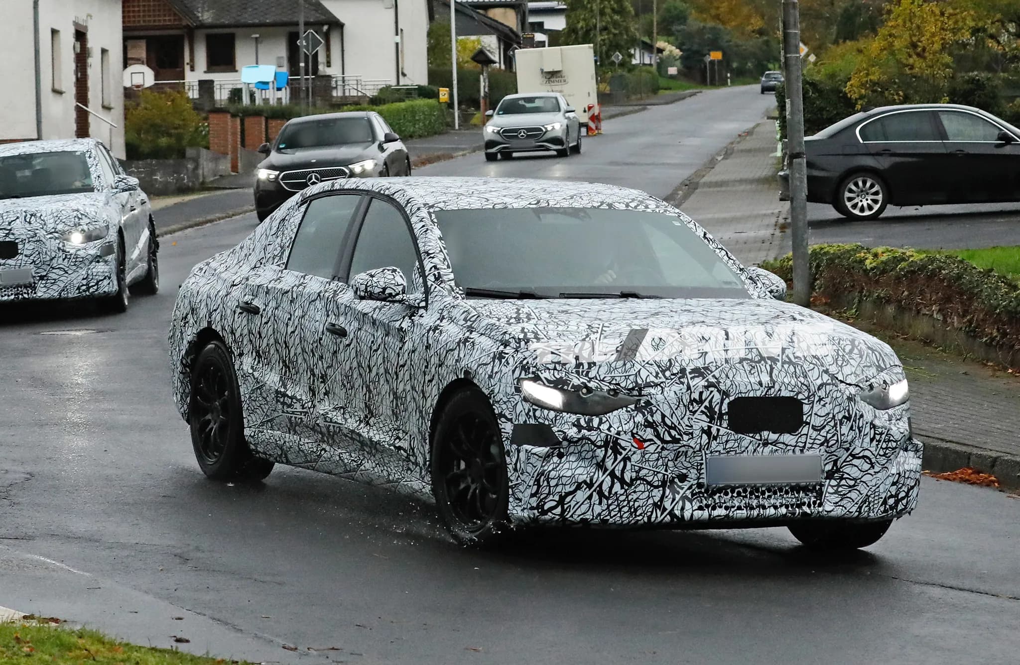 مرسدس بنز E-Class الکتریکی 2027: بازگشت به طراحی کلاسیک سدان